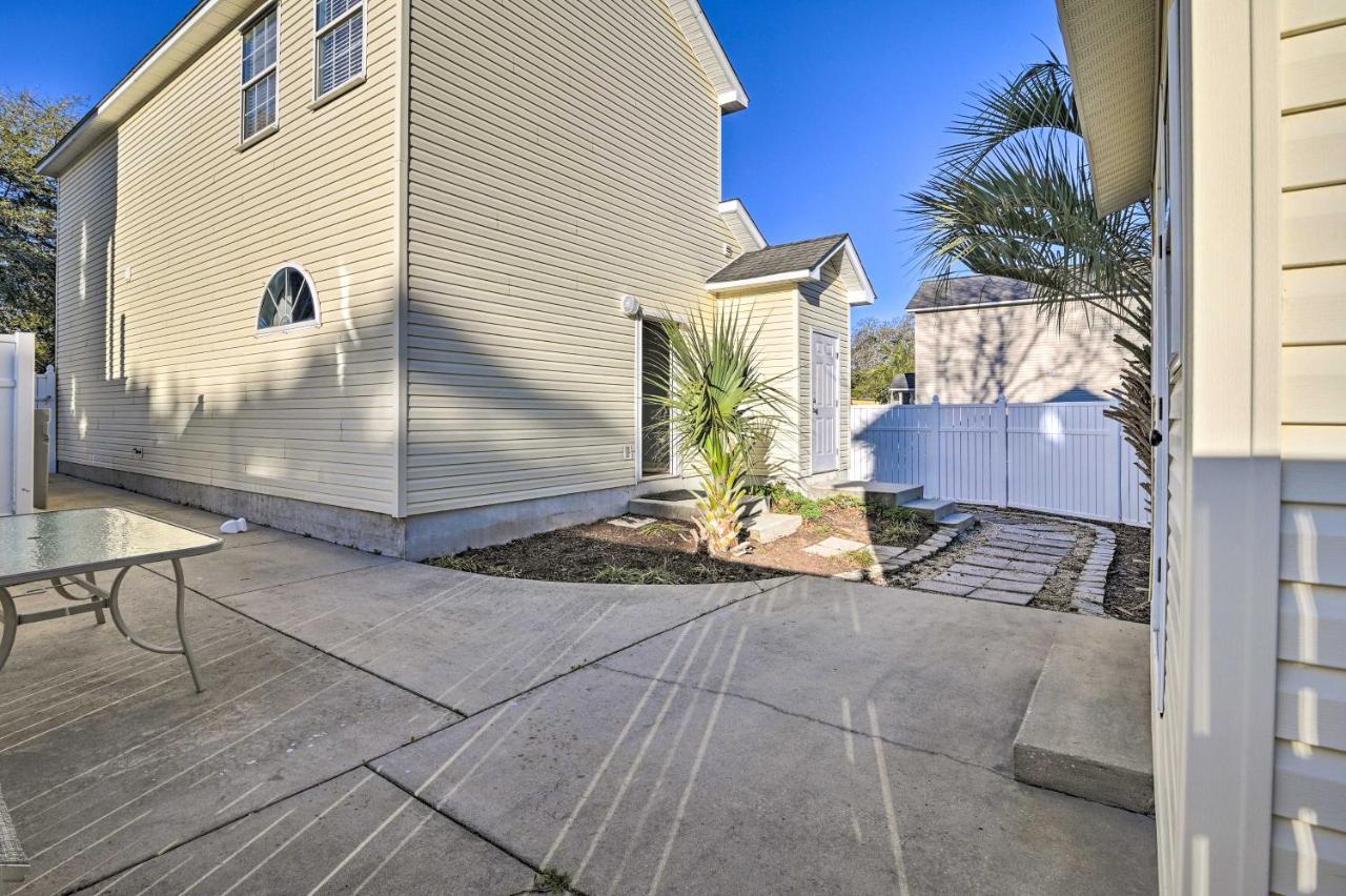 Myrtle Beach Cottage With Outdoor Shower And Yard Exterior photo